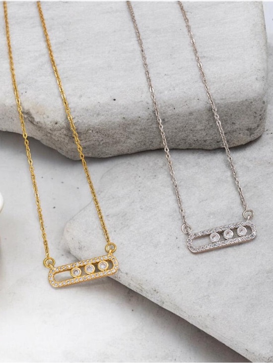 Jewelry - Delicate Trio-Circle Bar Necklace NWT